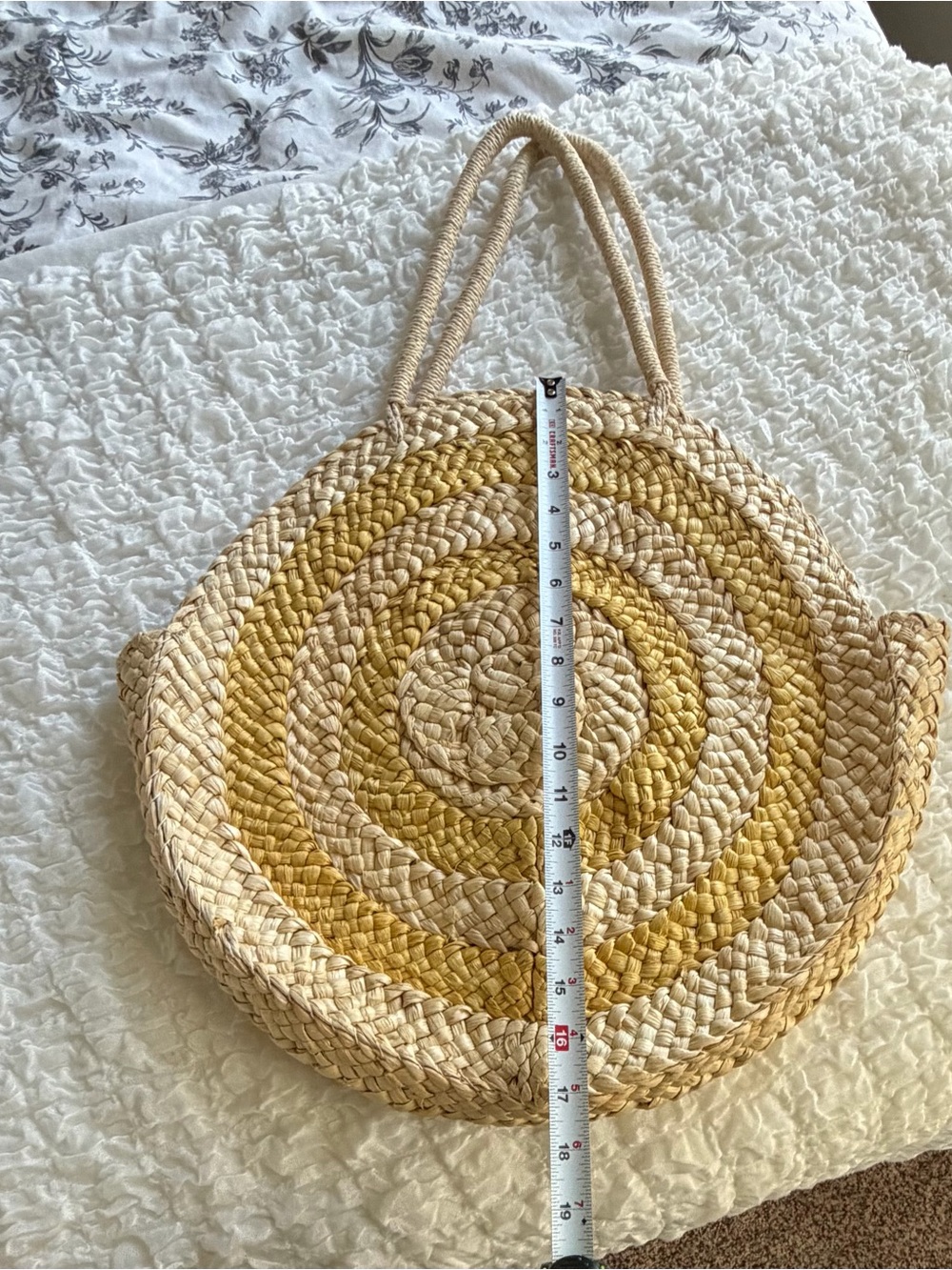 American Eagle Straw Tote Bag in Natural and Yellow